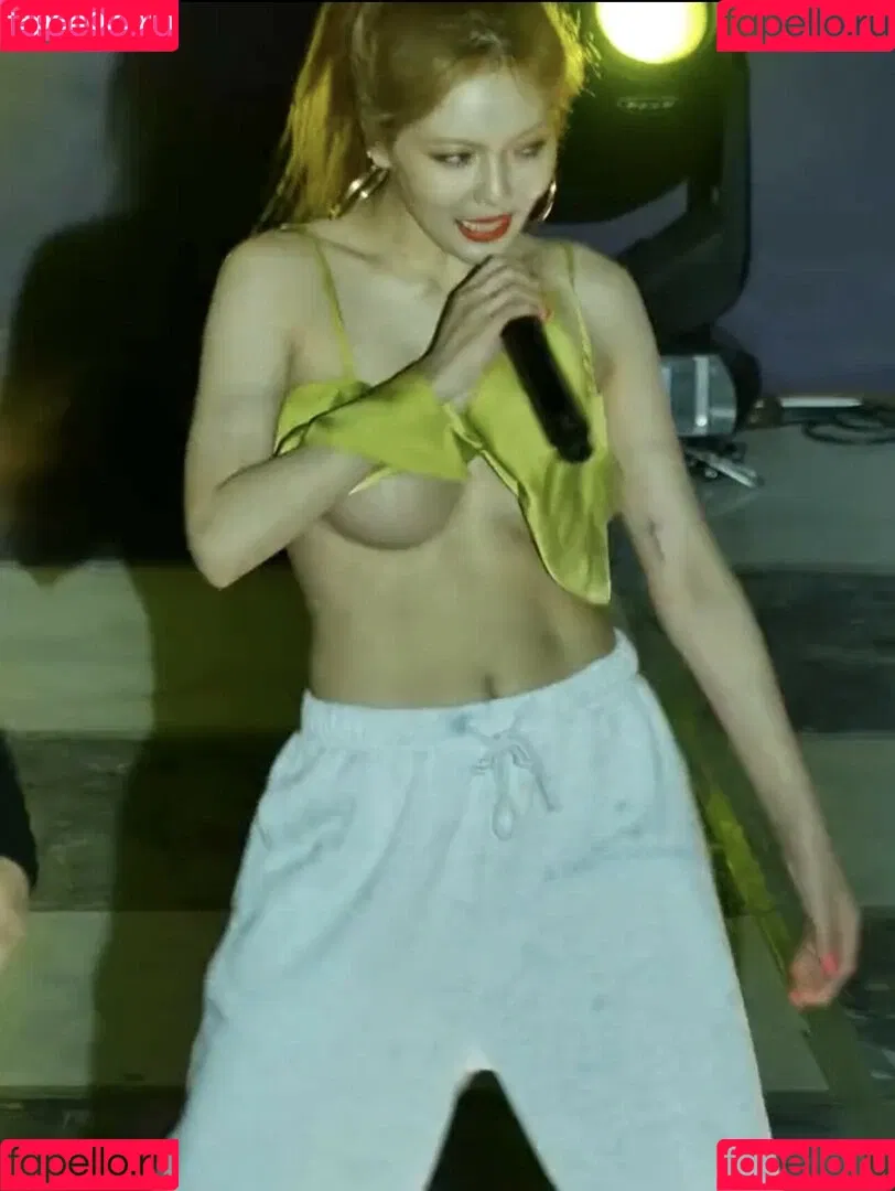 WomenK-pop Onlyfans Photo Gallery 