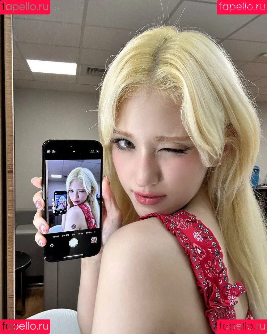WomenK-pop Onlyfans Photo Gallery 