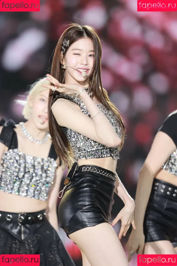 WomenK-pop Onlyfans Photo Gallery 
