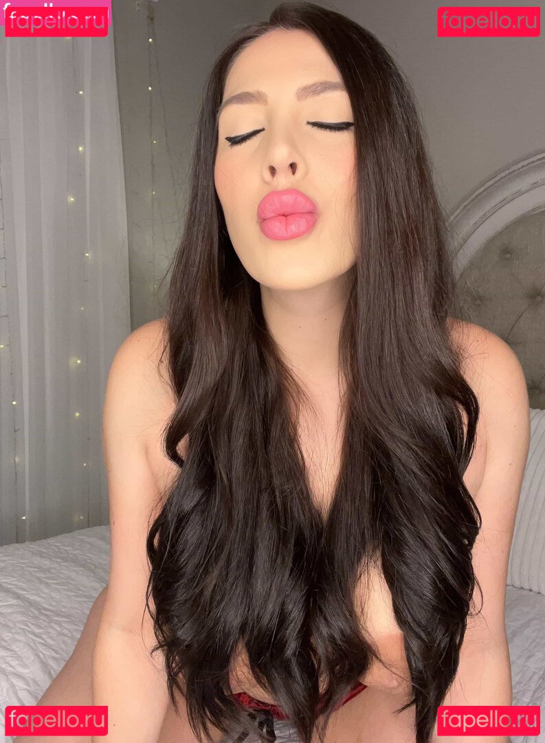 sofiecakesxo / thesofiecakes Onlyfans Photo Gallery 