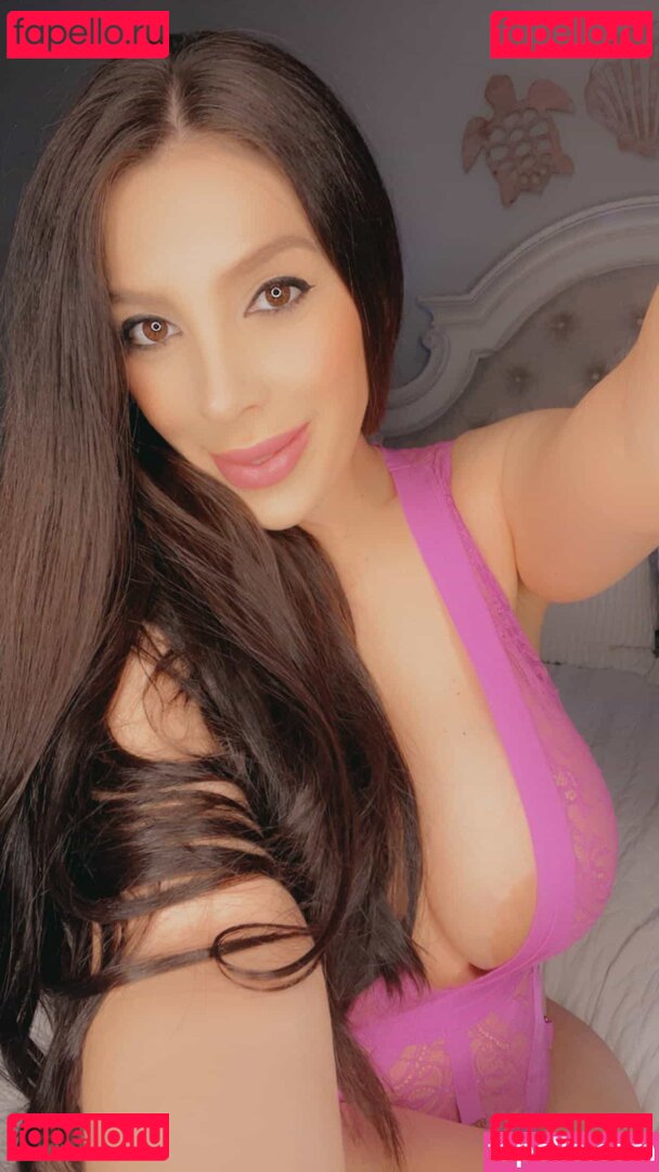 sofiecakesxo / thesofiecakes Onlyfans Photo Gallery 