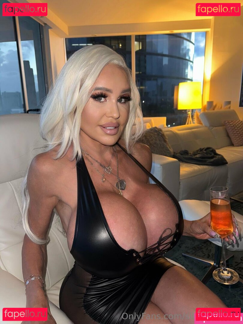 silastarelite3 / silastarfetish Onlyfans Photo Gallery 