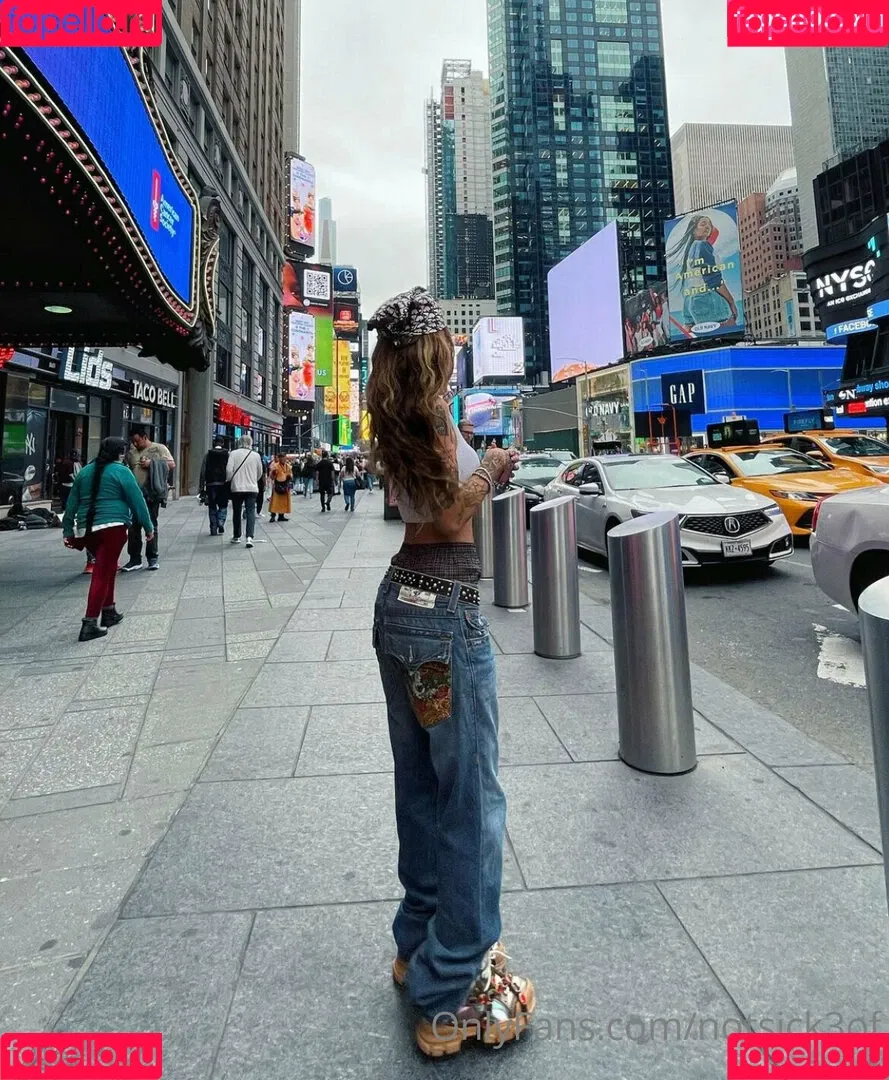 notsick3of Onlyfans Photo Gallery 