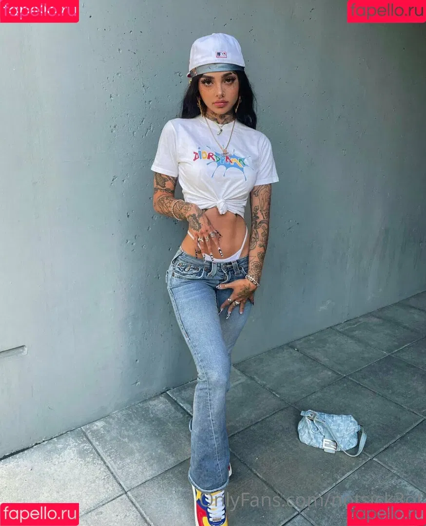 notsick3of Onlyfans Photo Gallery 