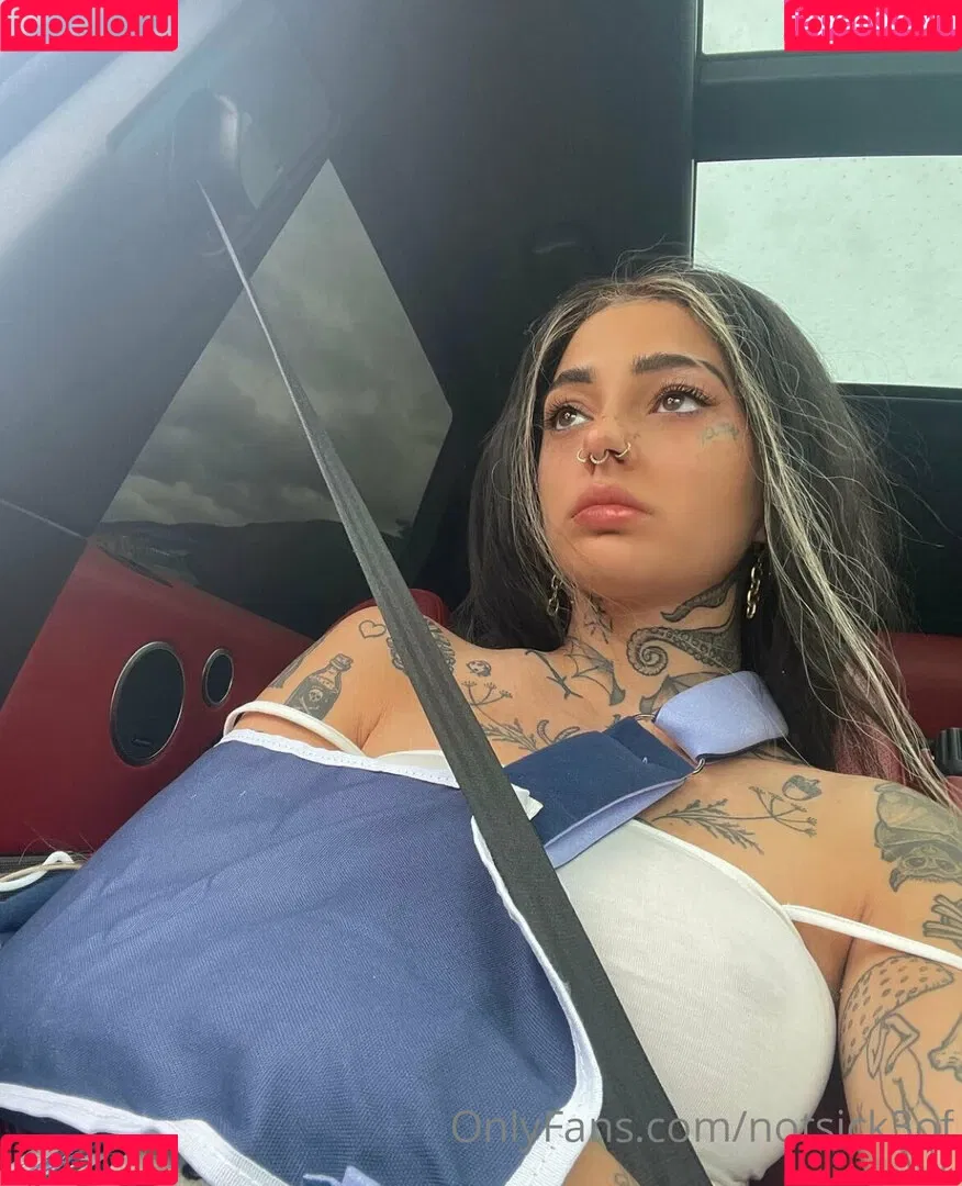 notsick3of Onlyfans Photo Gallery 