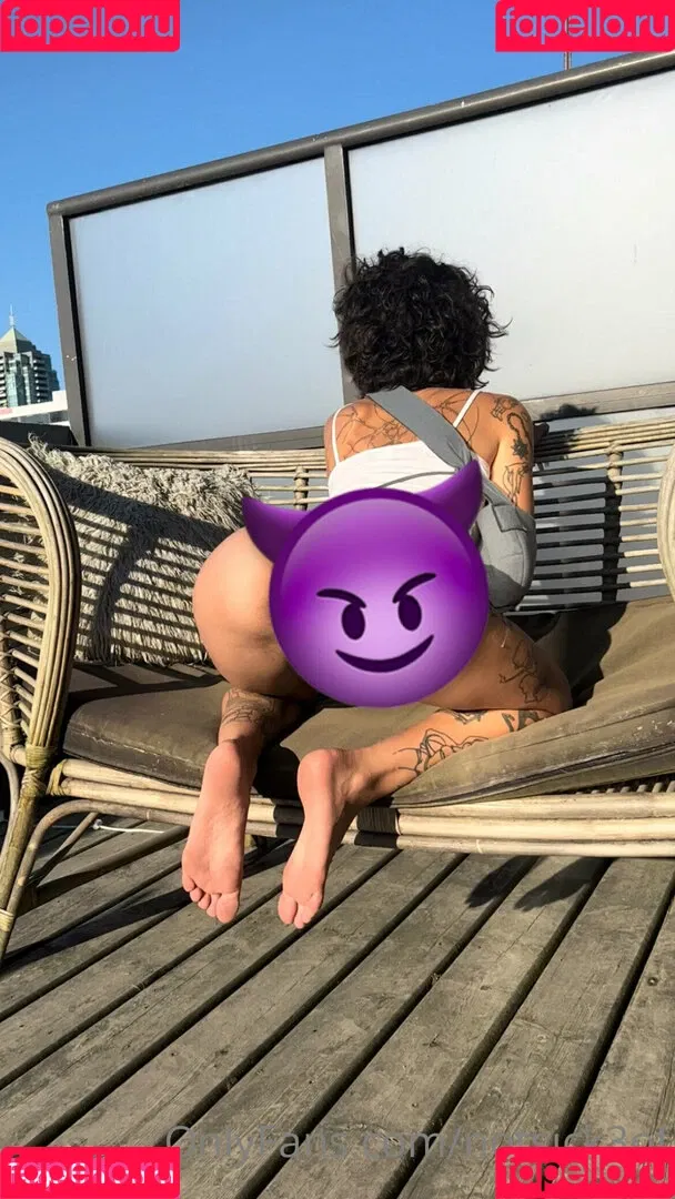 notsick3of Onlyfans Photo Gallery 