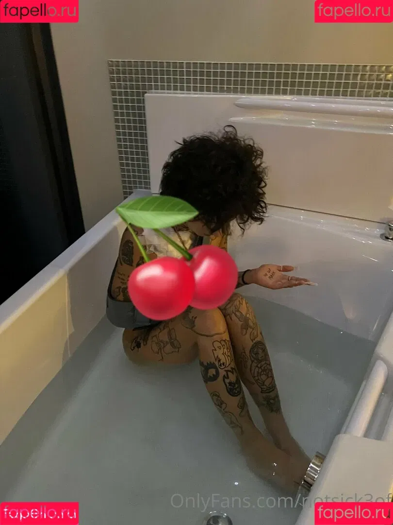 notsick3of Onlyfans Photo Gallery 