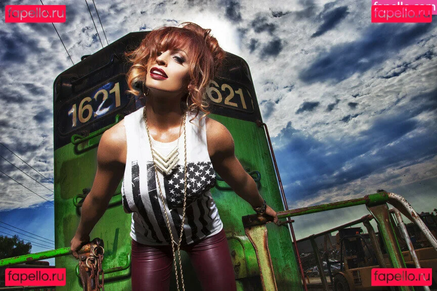 Christy Hemme Onlyfans Photo Gallery 