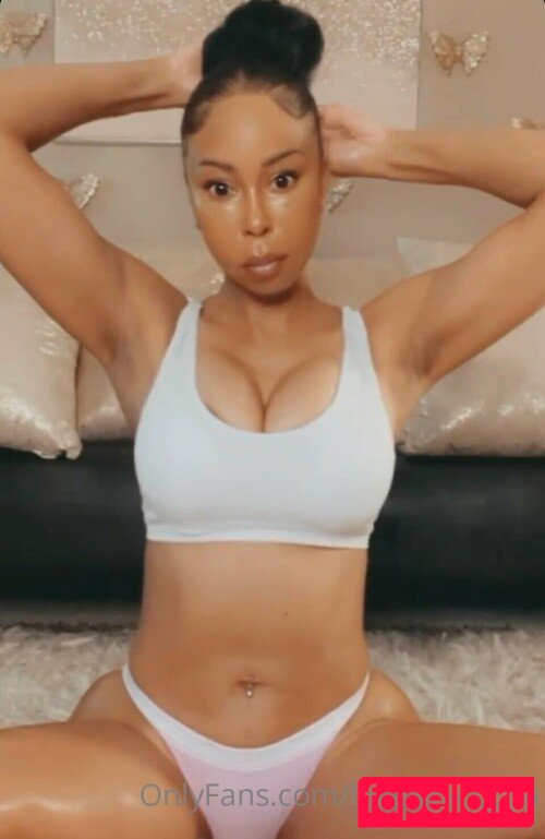 Lovelynicocoa Nude Onlyfans Photo 11