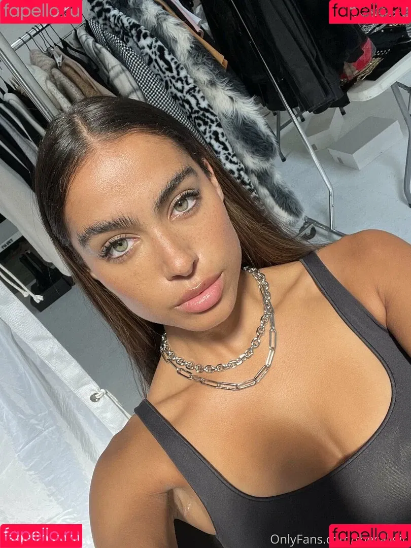 thecaligirl Onlyfans Photo Gallery 