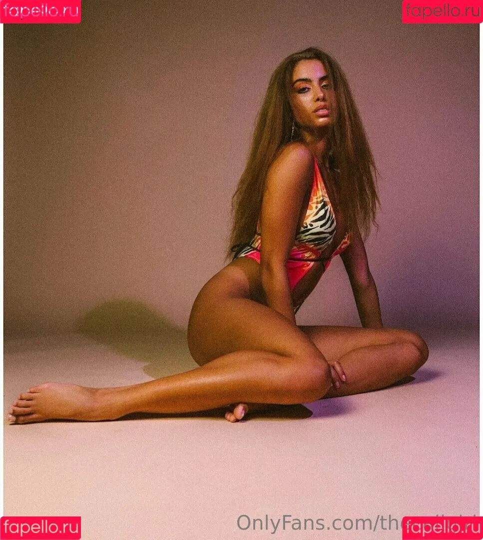 thecaligirl Onlyfans Photo Gallery 