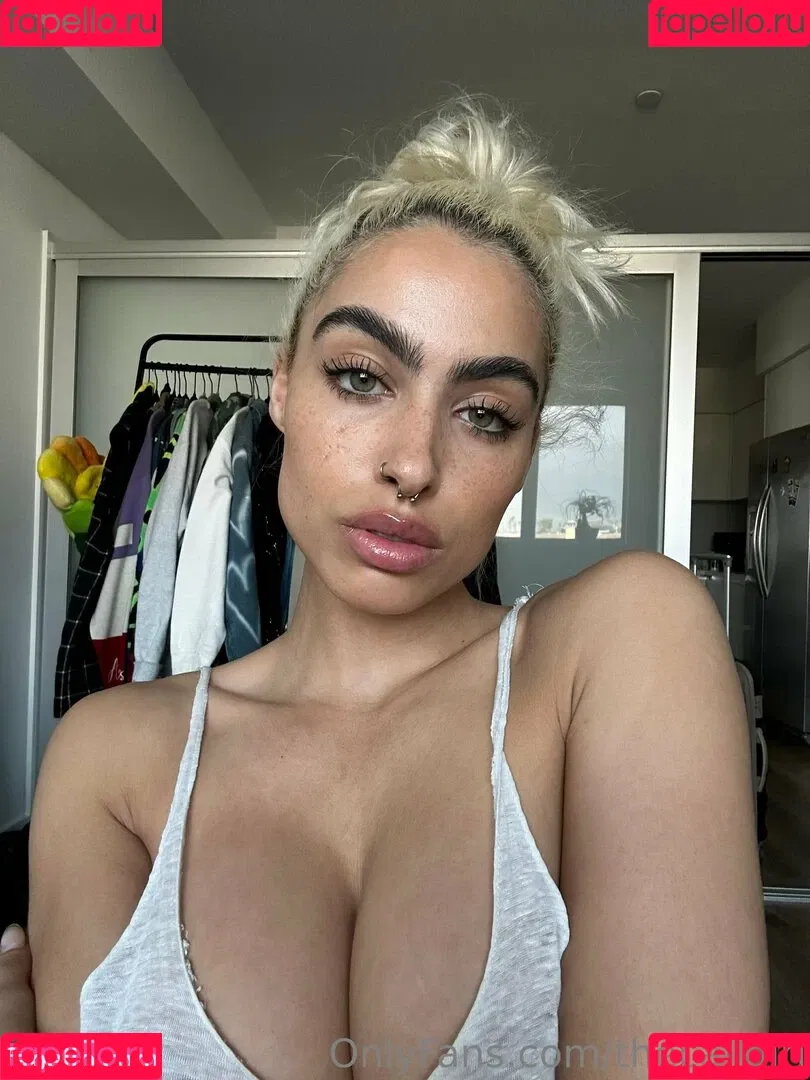 thecaligirl Onlyfans Photo Gallery 