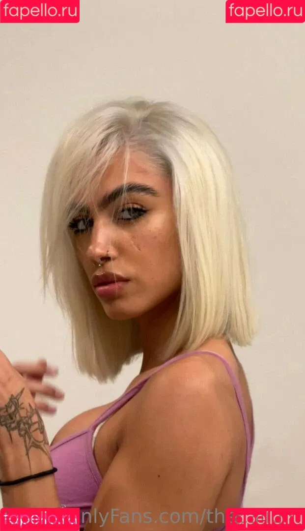 thecaligirl Onlyfans Photo Gallery 