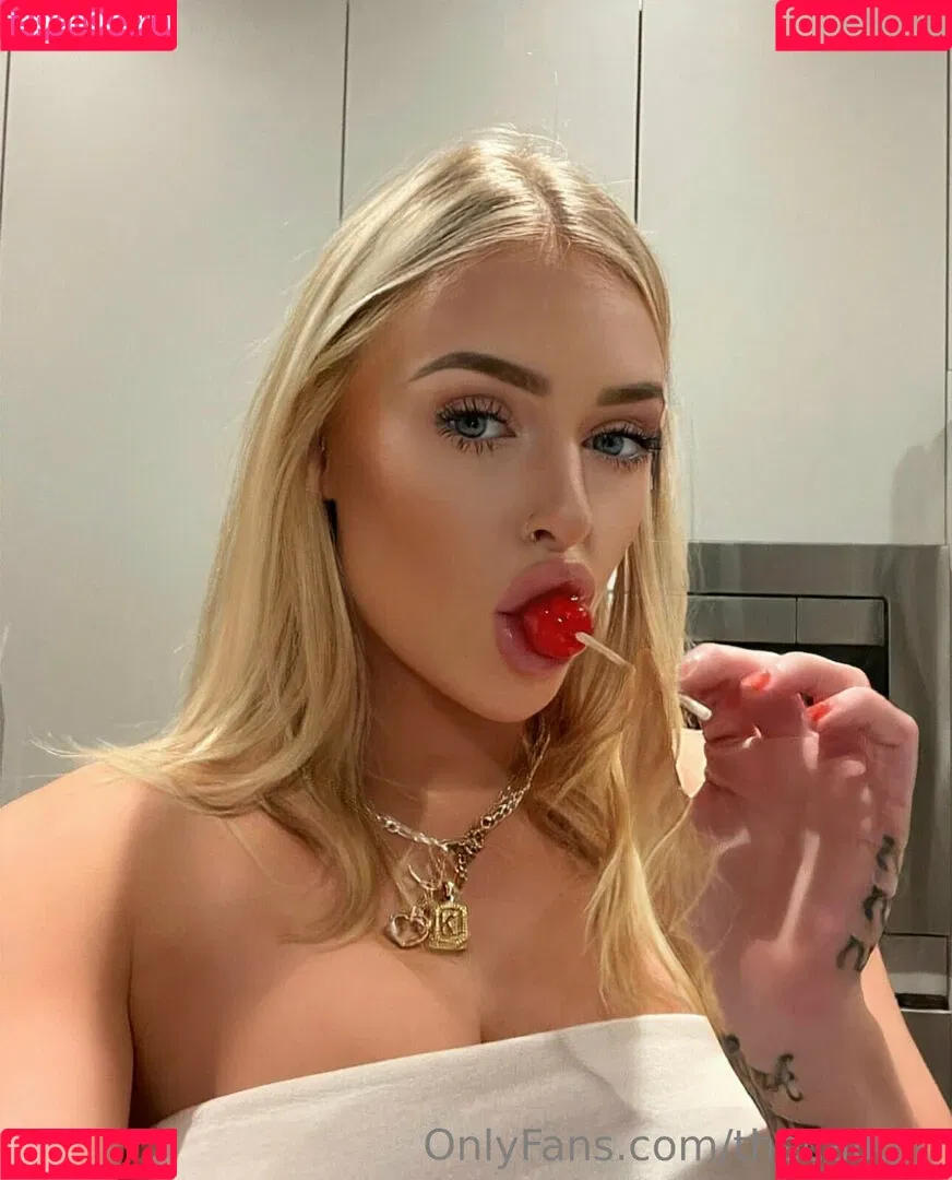 thecaligirl Onlyfans Photo Gallery 