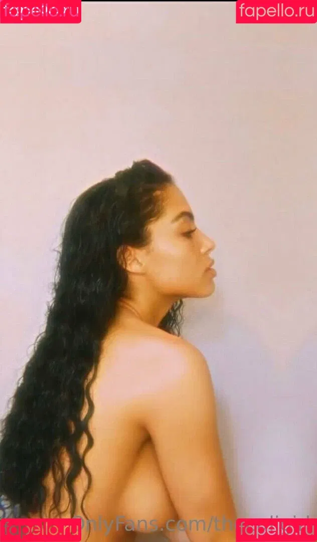 thecaligirl Onlyfans Photo Gallery 