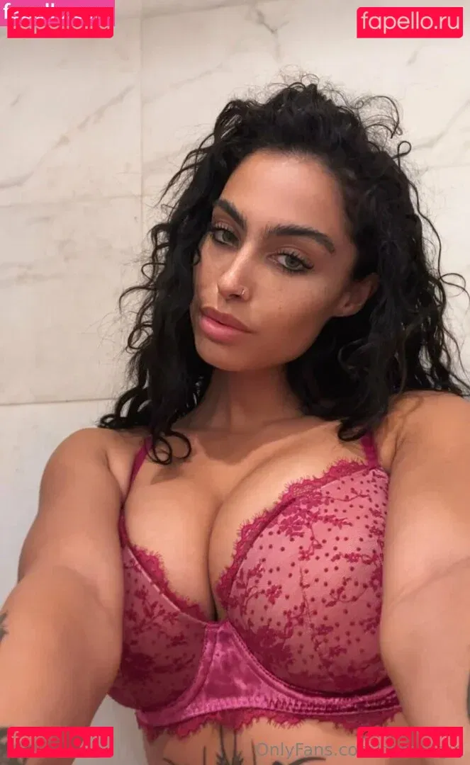 thecaligirl Onlyfans Photo Gallery 