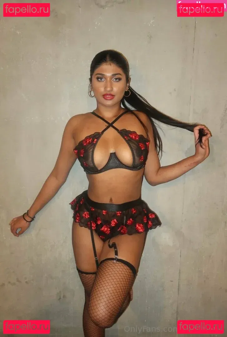 thecaligirl Onlyfans Photo Gallery 