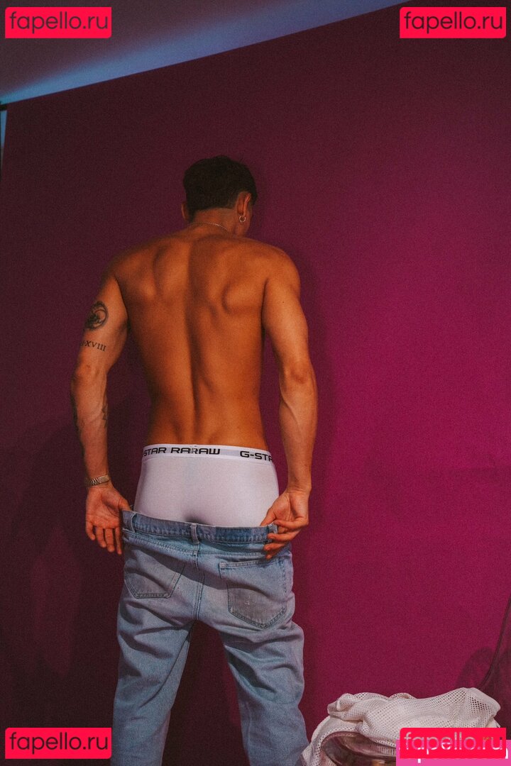 henryandkasey Onlyfans Photo Gallery 