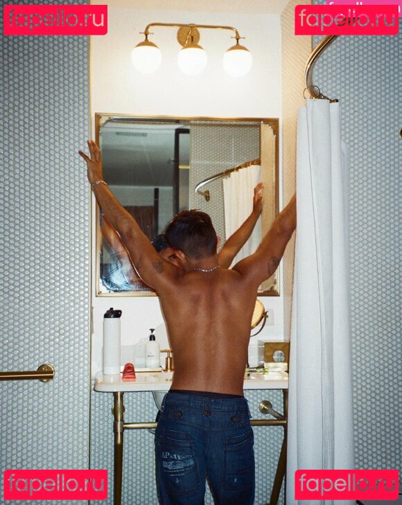 henryandkasey Onlyfans Photo Gallery 