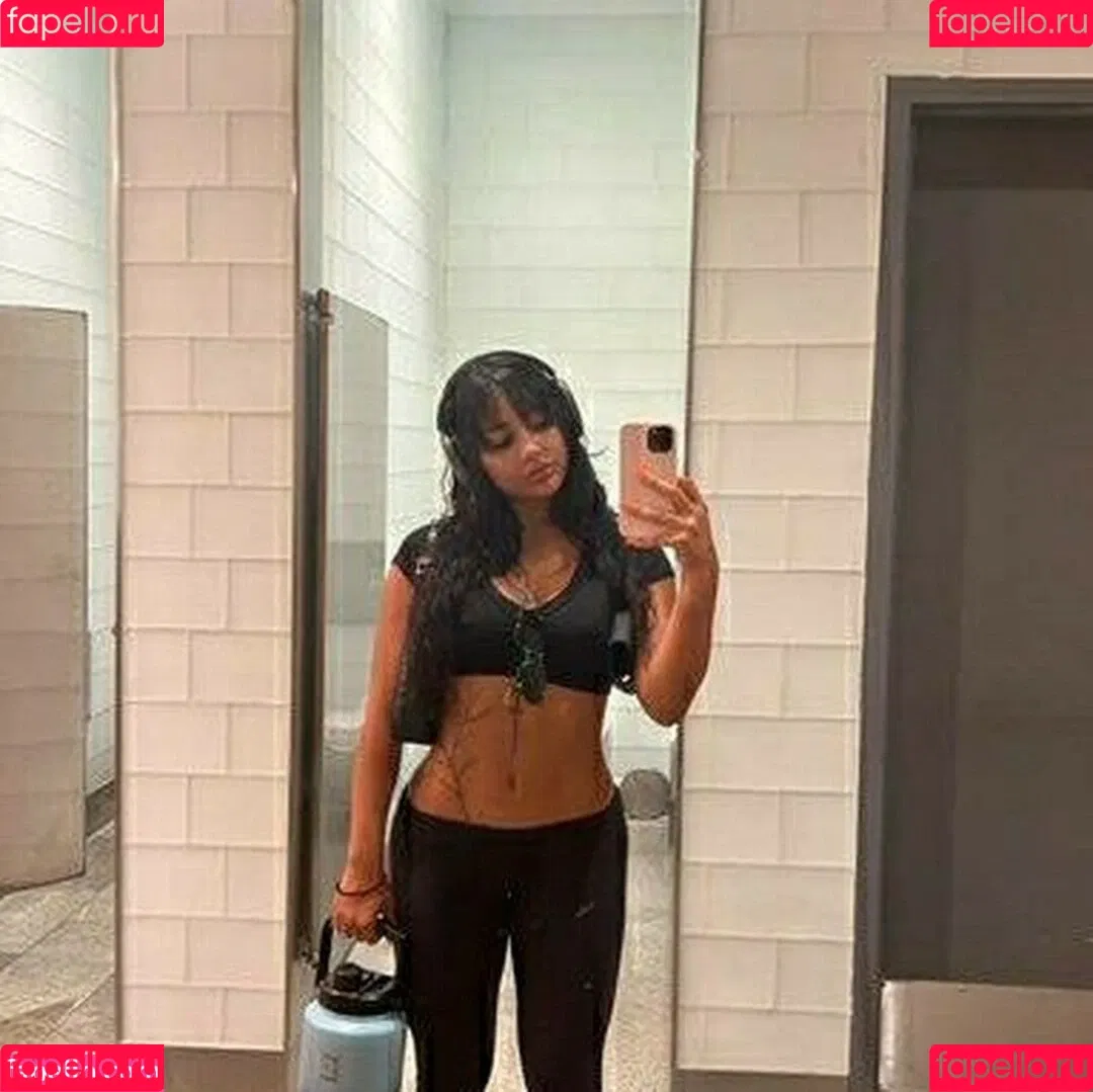 Snaxychann Onlyfans Photo Gallery 