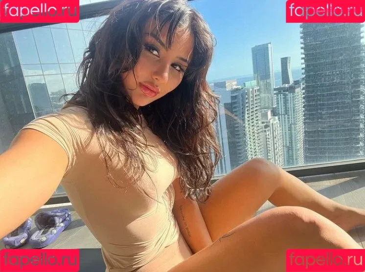 Snaxychann Onlyfans Photo Gallery 