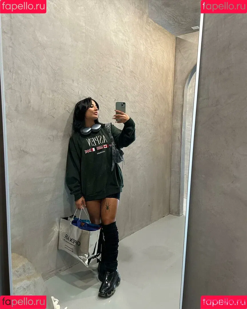 Snaxychann Onlyfans Photo Gallery 
