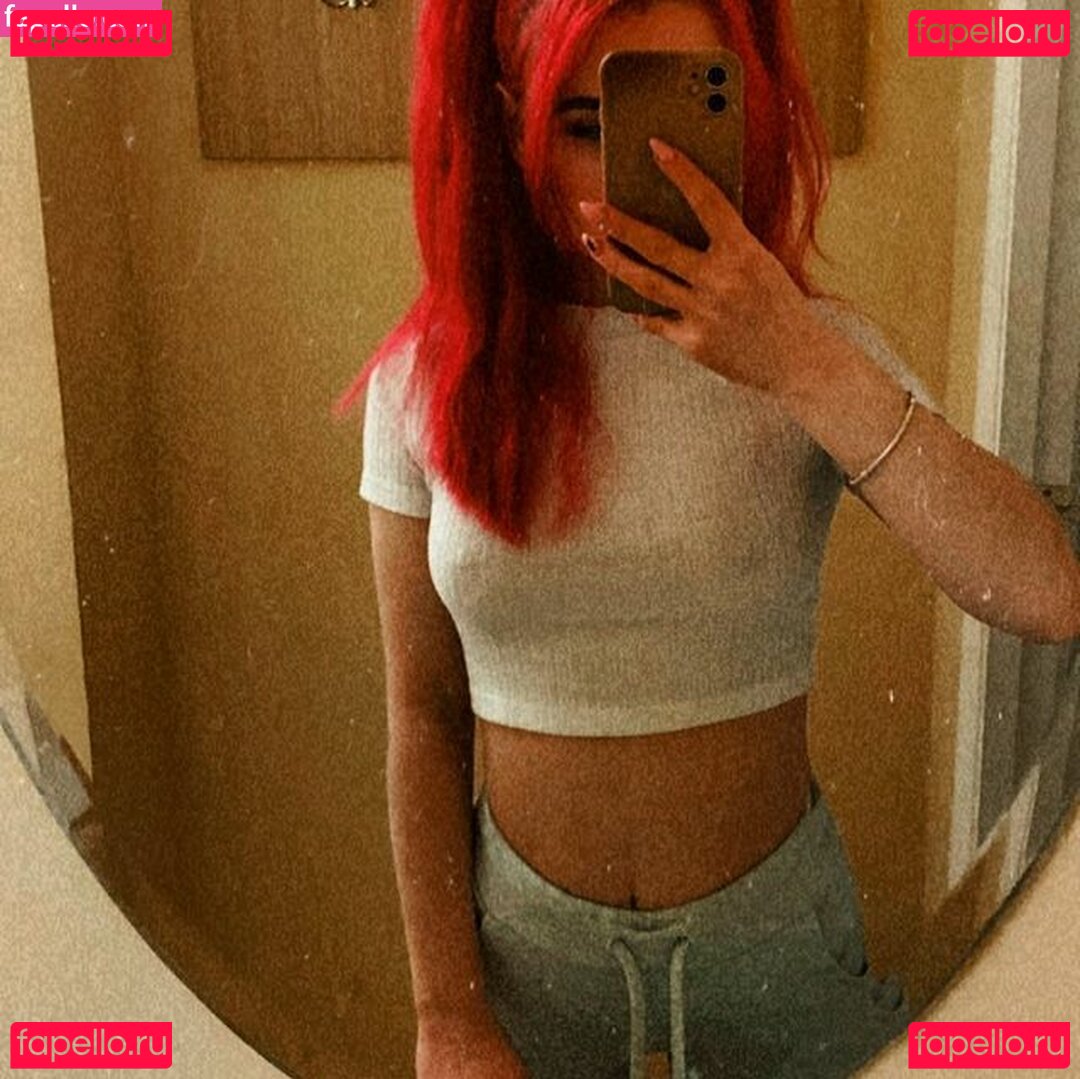 Lavinell / goldenxxl / lavinell.cosmetics Onlyfans Photo Gallery 