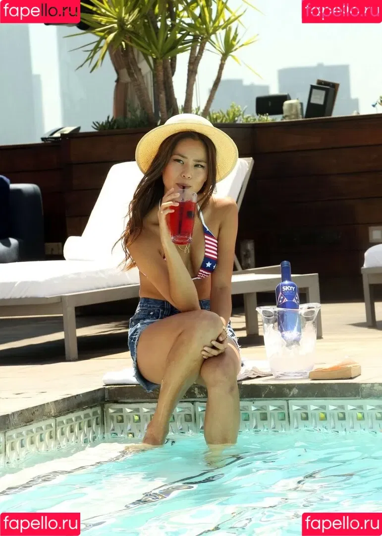 Jamie Chung Onlyfans Photo Gallery 