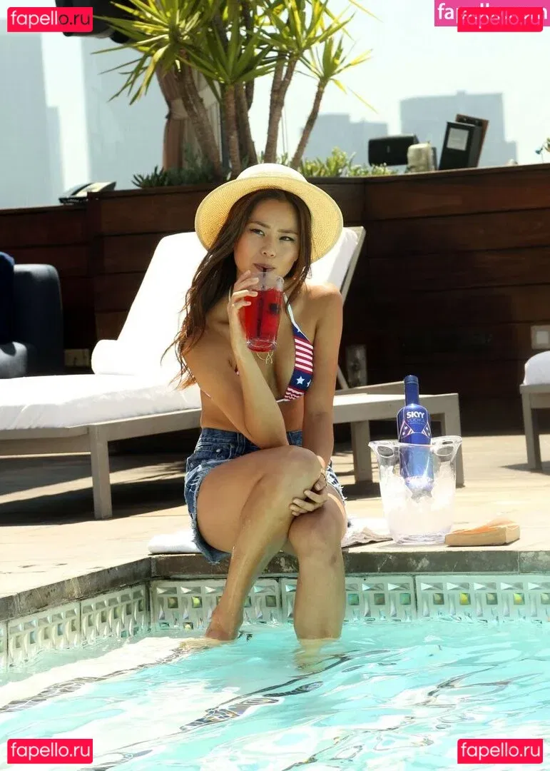 Jamie Chung Onlyfans Photo Gallery 