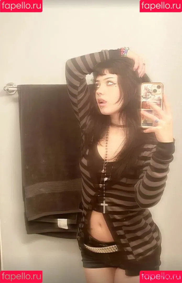 Valvampire Onlyfans Photo Gallery 