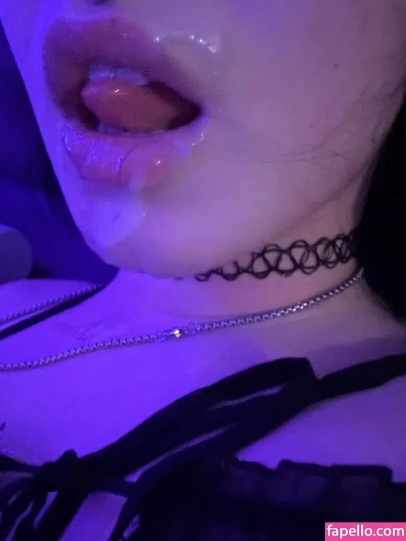 Valvampire Onlyfans Photo Gallery 