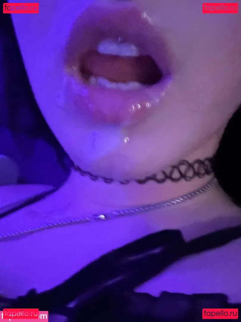 Valvampire Onlyfans Photo Gallery 