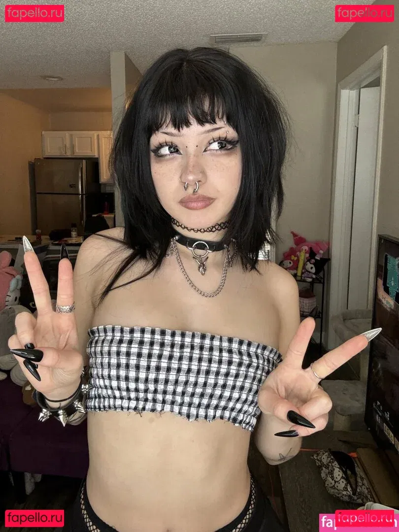 Valvampire Onlyfans Photo Gallery 