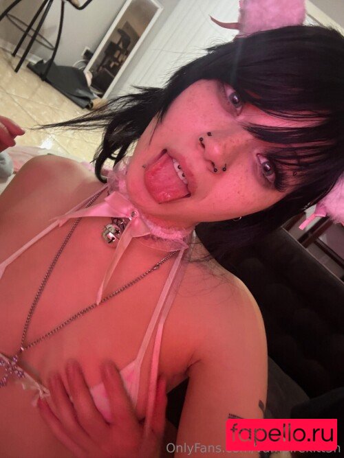 Valvampire Nude Onlyfans Photo 5