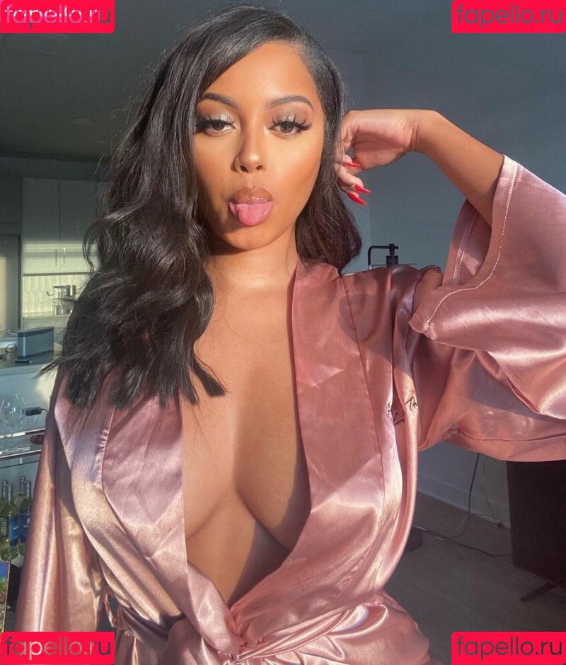 Jonica Keating Onlyfans Photo Gallery 