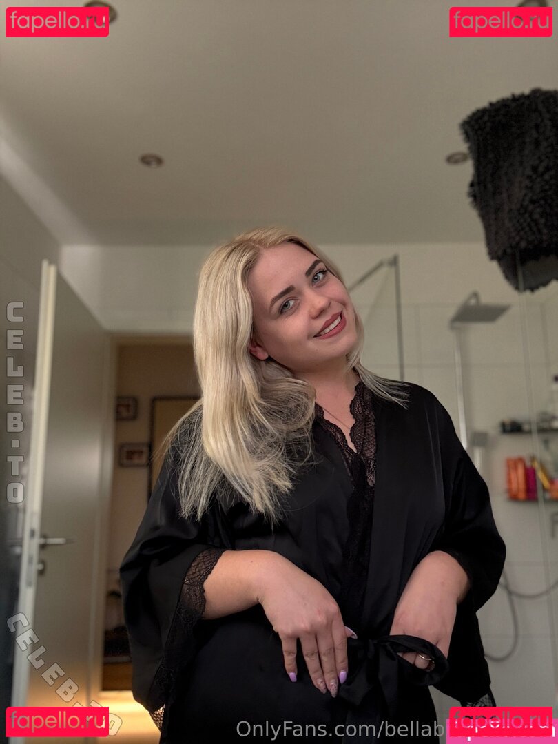 bellablondofficial / blondbellaofficial Onlyfans Photo Gallery 