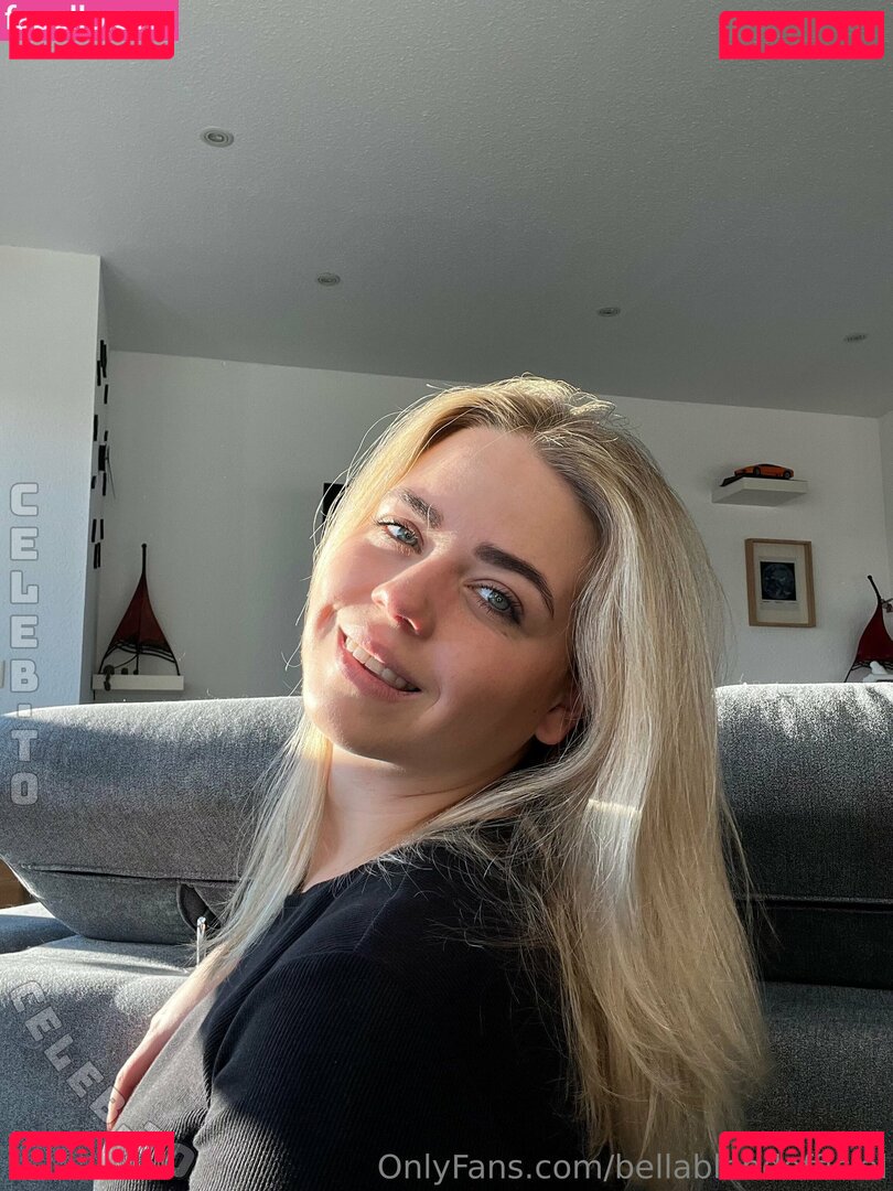bellablondofficial / blondbellaofficial Onlyfans Photo Gallery 