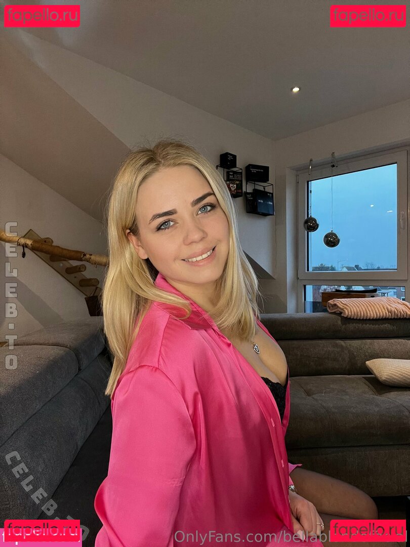 bellablondofficial / blondbellaofficial Onlyfans Photo Gallery 