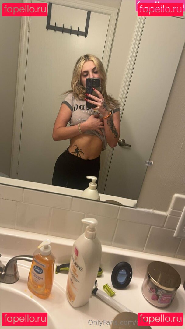 chloeessecret / mariessecrett1 Onlyfans Photo Gallery 