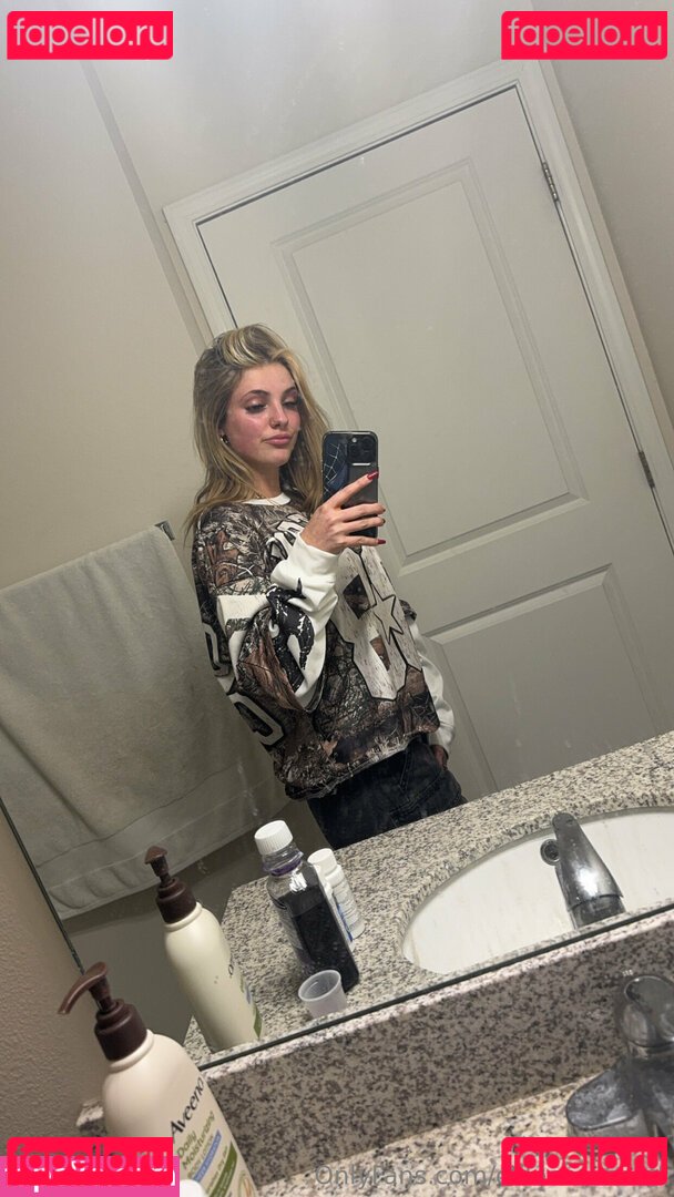 chloeessecret / mariessecrett1 Onlyfans Photo Gallery 