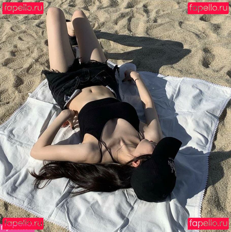 sweetvenom1 / wakemeupnextweek Onlyfans Photo Gallery 