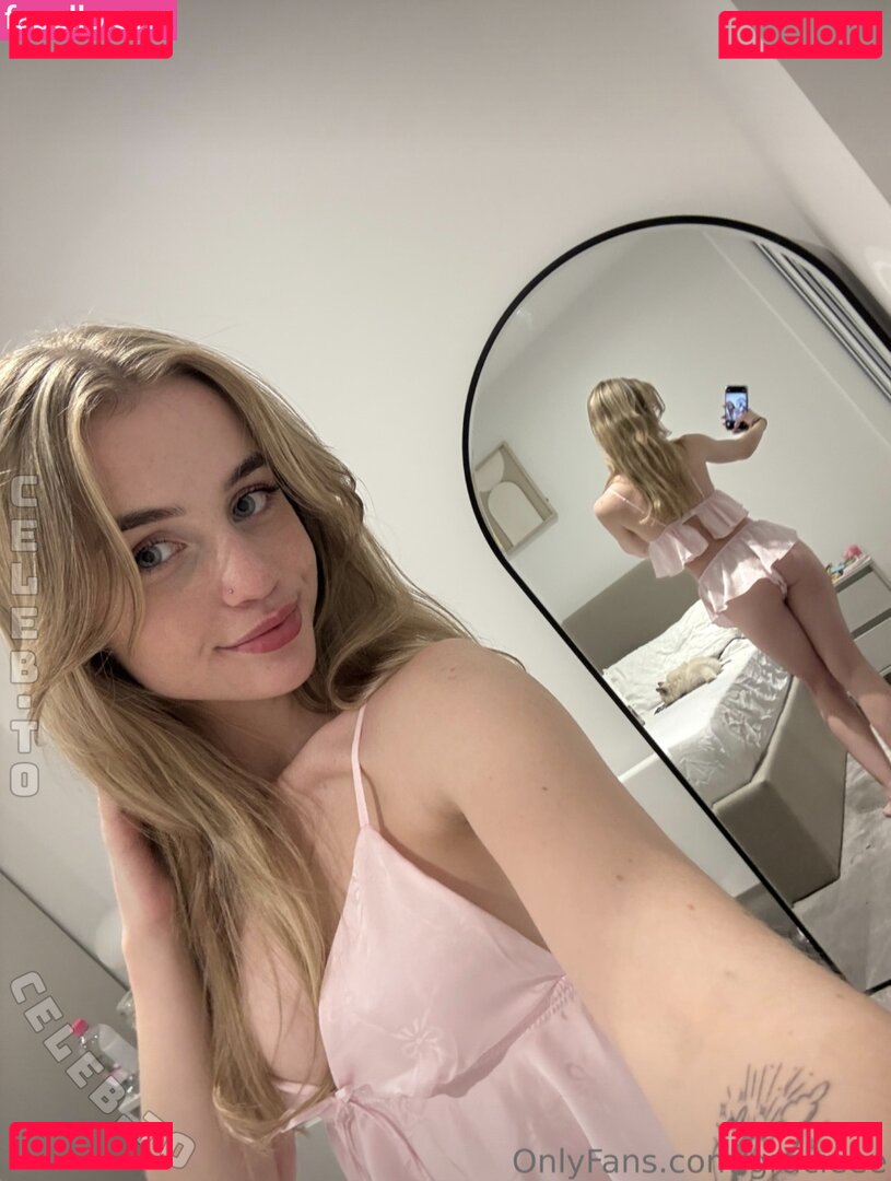 gracieee / graciepwest Onlyfans Photo Gallery 