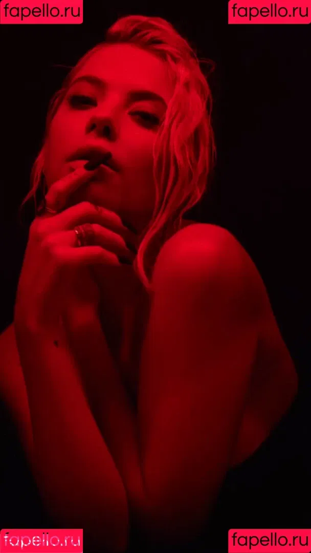 Ashley Benson Onlyfans Photo Gallery 