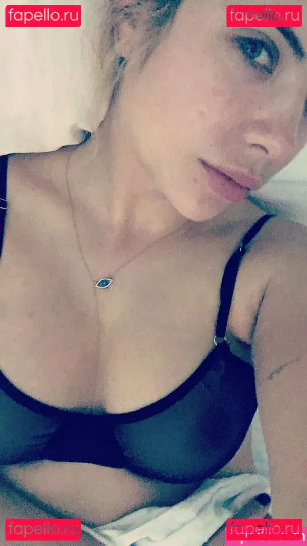 Ashley Benson Onlyfans Photo Gallery 