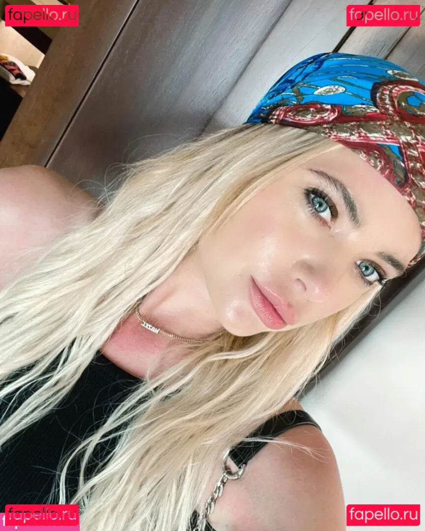 Ashley Benson Onlyfans Photo Gallery 