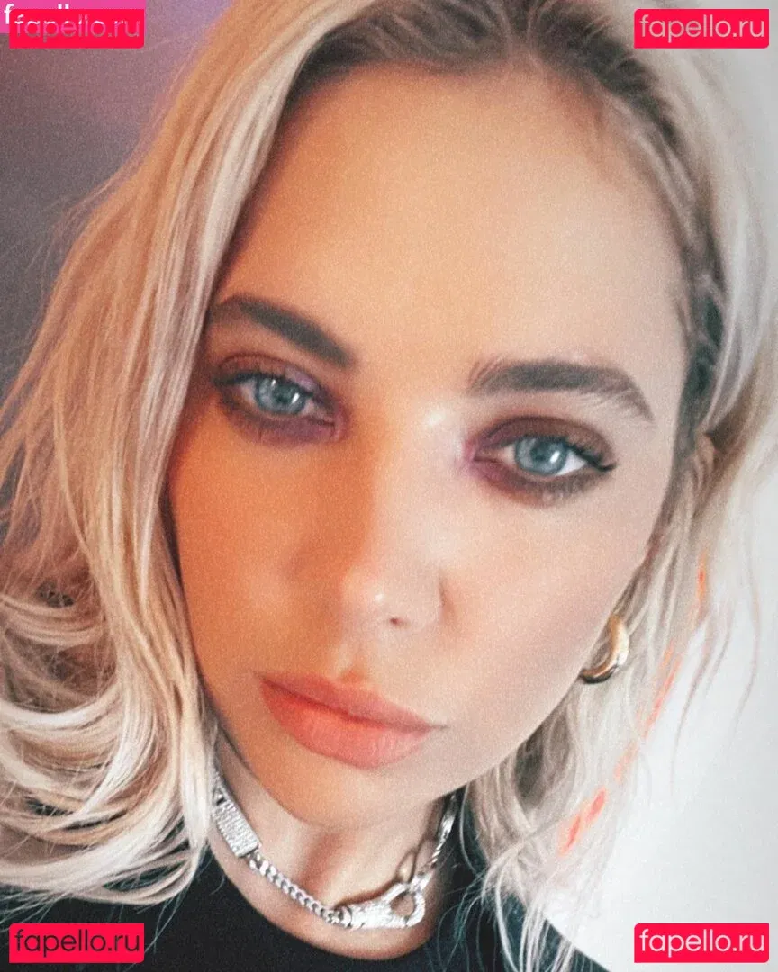 Ashley Benson Onlyfans Photo Gallery 