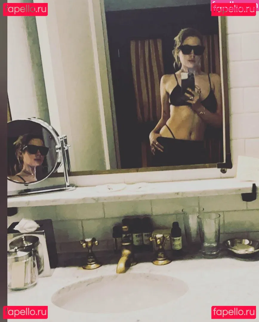 Ashley Benson Onlyfans Photo Gallery 