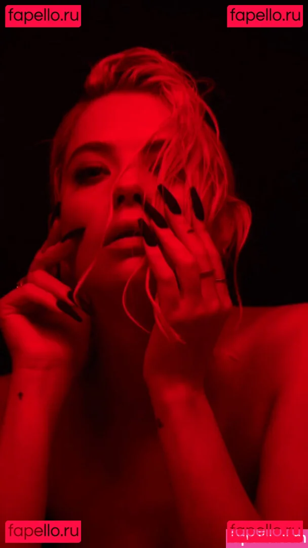 Ashley Benson Onlyfans Photo Gallery 