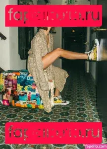 Ashley Benson Onlyfans Photo Gallery 