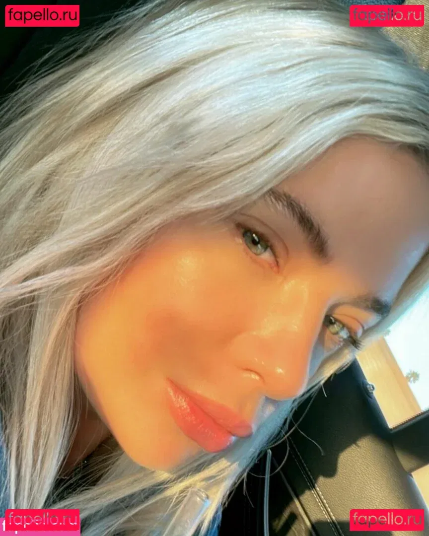 Ashley Benson Onlyfans Photo Gallery 